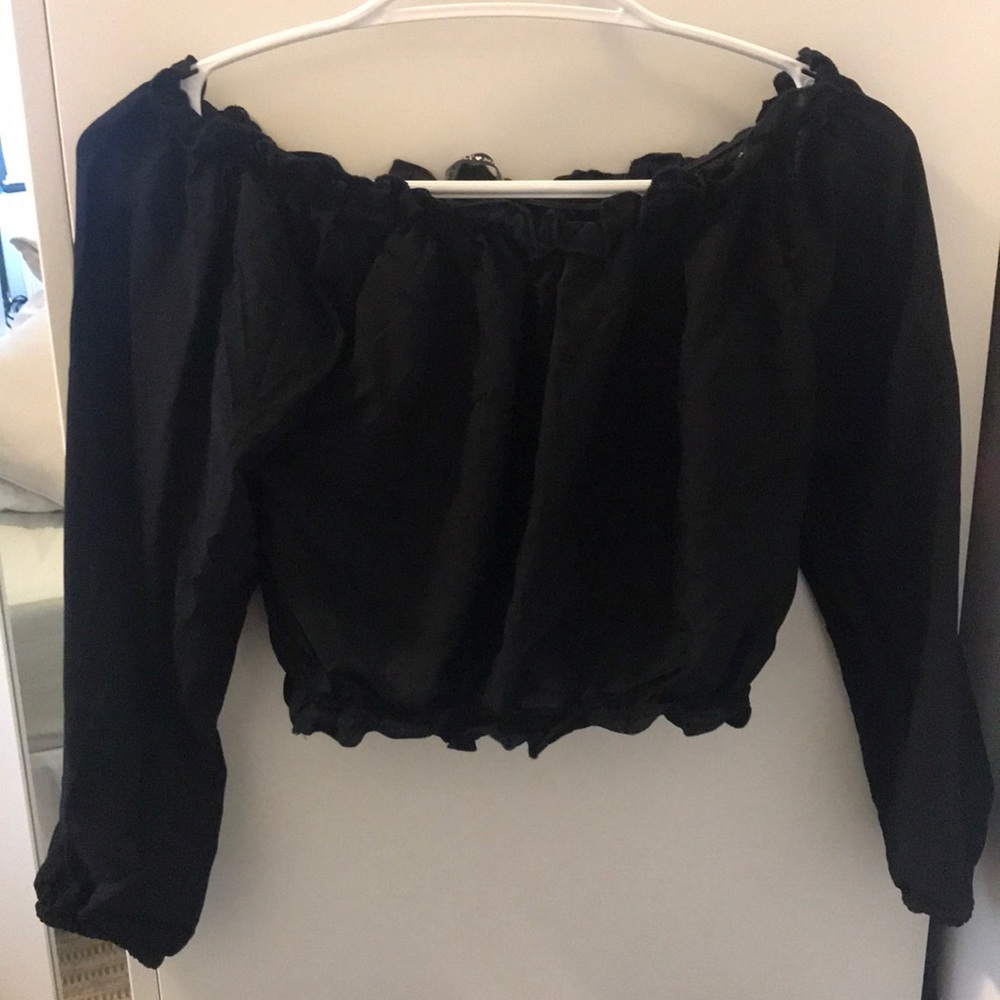 Summery black crop top